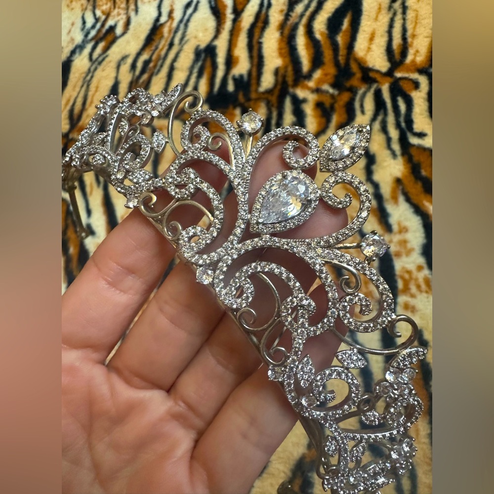 Vintage Silver Rhinestone Crystal Tiara